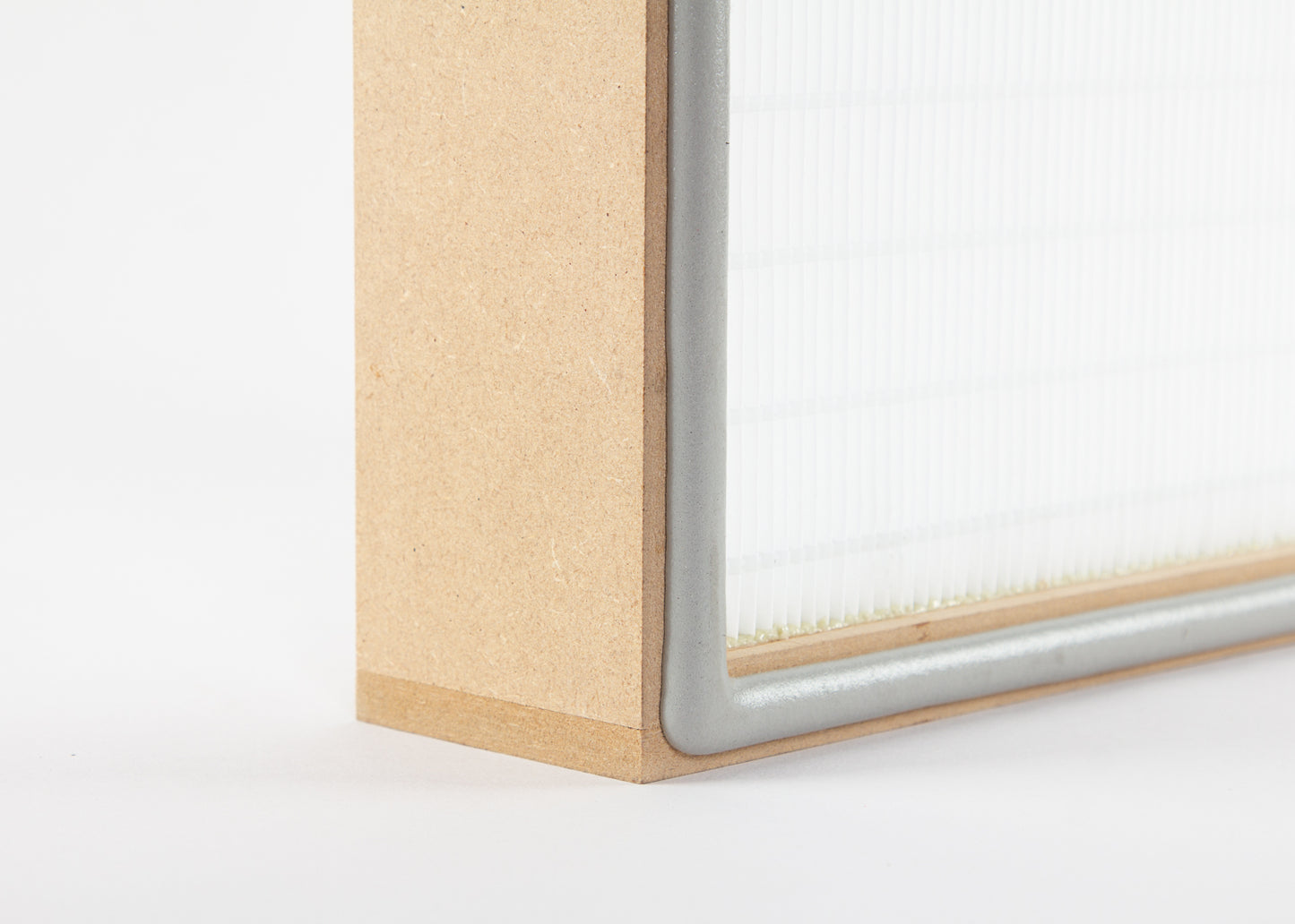 very good filter with 99.9% filtration quality. HEPA filter.